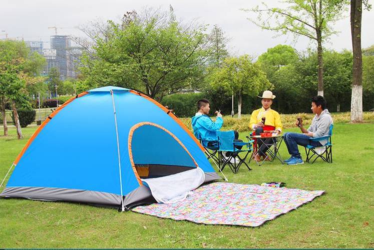 公园休闲露营帐篷图片高清