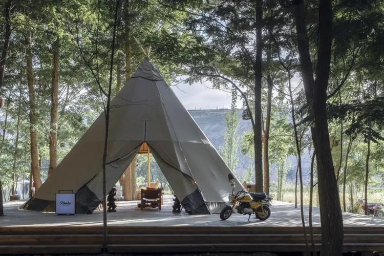 帐篷露营休闲区的相关图片